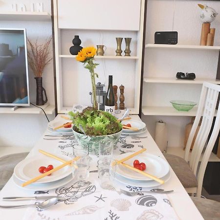 Einfaches 2-Zimmer-Appartement Mit Balkon. Вестерланд Экстерьер фото